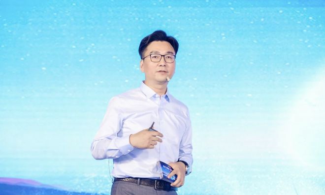 130亿！北京AI大模型公司港股敲钟京东360高通持股(图5)